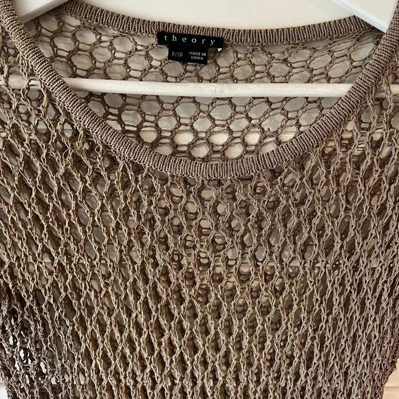 THEORY NEW Tarana Sphere Neutral Crocheted Mesh Drop Shoulder Top - Picture 7 of 8